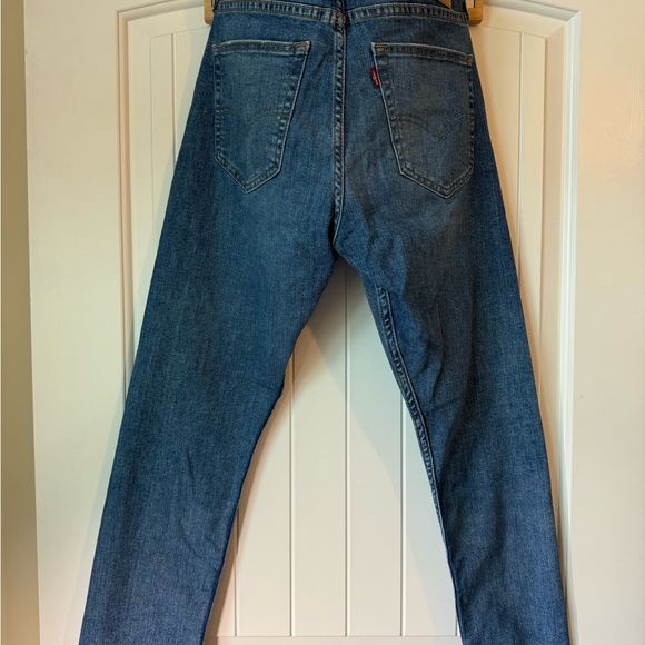 Levi’s 34/29 skinny taper jeans. - Picture 3 of 5